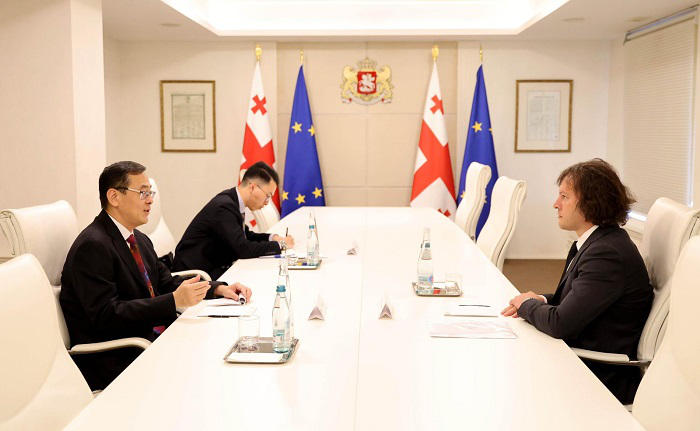 პრემიერ-მინისტრი ირაკლი კობახიძე ჩინეთის ელჩს შეხვდა