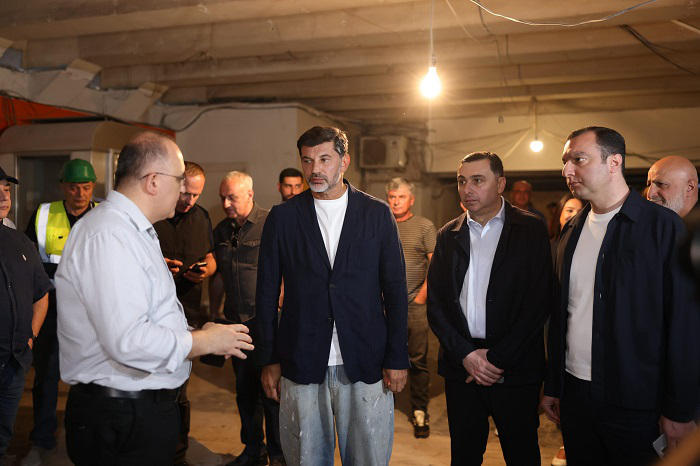 თბილისის მერი მეტროსადგურ „ვარკეთილში“ მიმდინარე სამუშაოებს გაეცნო