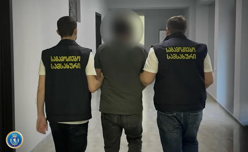 On the fact of taking a bribe, the representative of Oni Municipality’s mayor was arrested