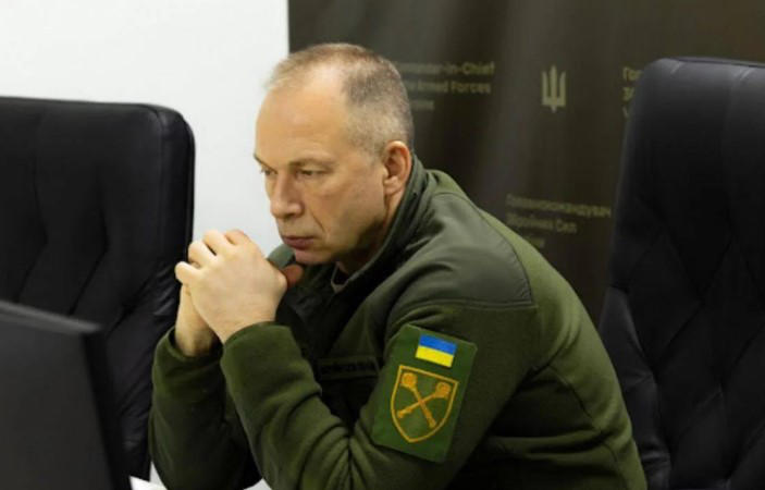 ალექსანდრ სირსკი - ფრონტზე სიტუაცია ძალიან რთულია - რუსეთი პოკროვსკის და ზაპოროჟიეს მიმართულებით აქტიურ შეტევებს ამზადებს