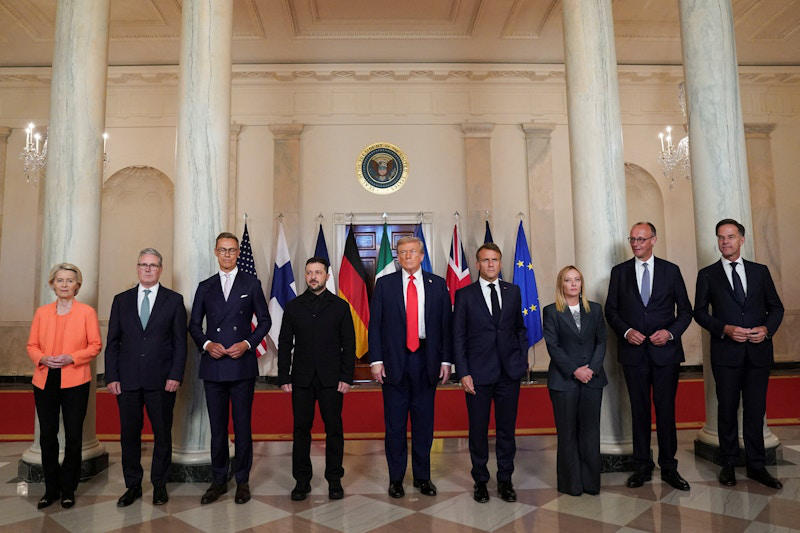 თეთრ სახლში დონალდ ტრამპის, ვოლოდიმირ ზელენსკისა და ევროპელი ლიდერების შეხვედრა მიმდინარეობს
