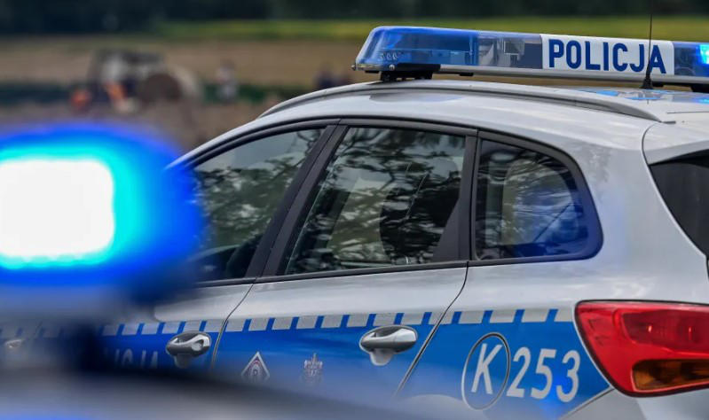 პოლონური მედია - თბილისში პოლონეთის სასაზღვრო სამსახურის თანამშრომლებს თავს დაესხნენ