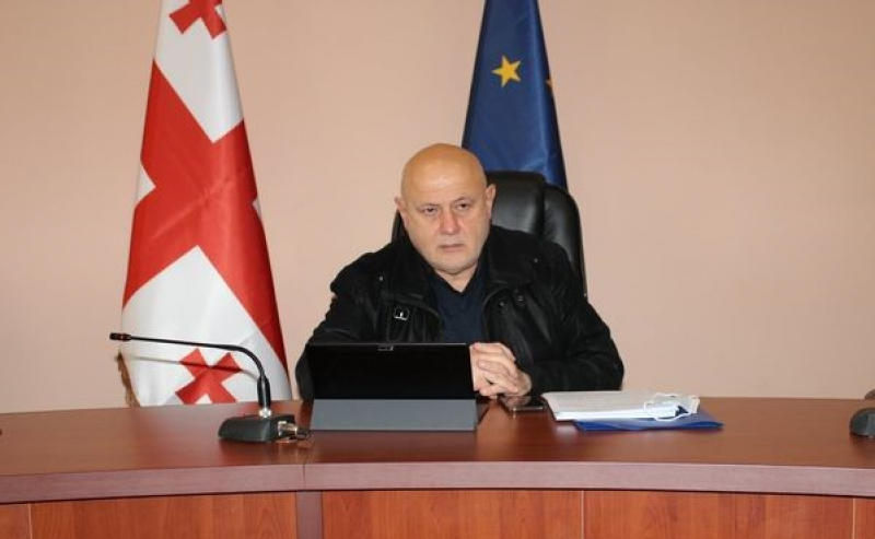 გორის საკრებულოში ფრაქცია „ნაციონალური მოძრაობის“ ინფორმაციით, გორის საკრებულოს თავმჯდომარის, დავით რაზმაძის იმპიჩმენტის სამართლებრივ პროცედურებს იწყებენ