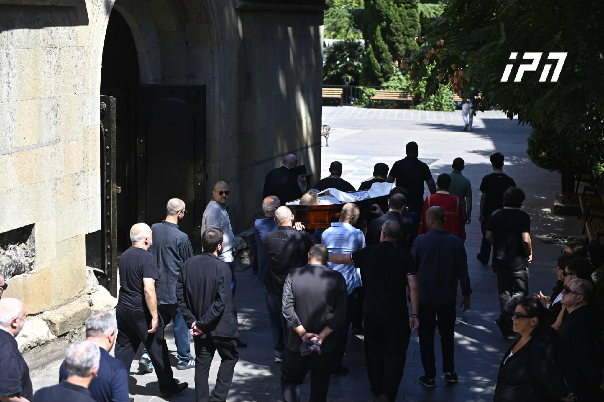 ლევან გაჩეჩილაძე ვაკის სასაფლაოზე დაკრძალეს