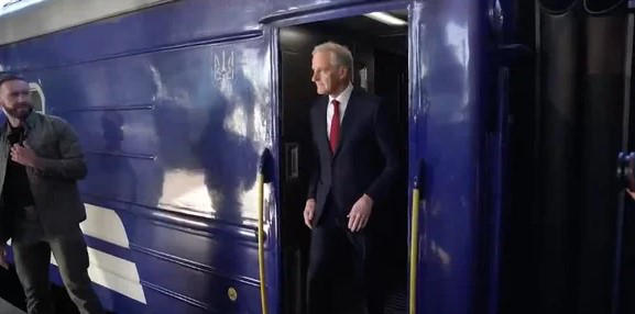 ნორვეგიის პრემიერ-მინისტრი კიევში ჩავიდა