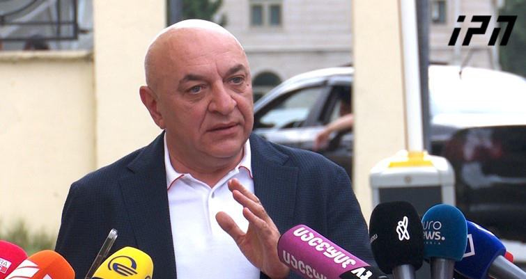 ალექსი ახვლედიანი თორნიკე რიჟვაძის საქმეზე - ვიცით, რომ დაუდევრად მედო იარაღი? სეიფიდან რომ არ აქვს გამოღებული, რა ვიცით? - დღემდე არავინ იცის საიდან აიღო, სეიფიდან თუ საიდან