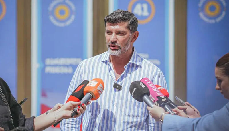 კახა კალაძე გიორგი გახარიაზე - როცა პარტიაში ტატა ხვედელიანი, კეკენაძე, ნათელა მეზვრიშვილი გელოდება, არც მე ჩამოვიდოდი