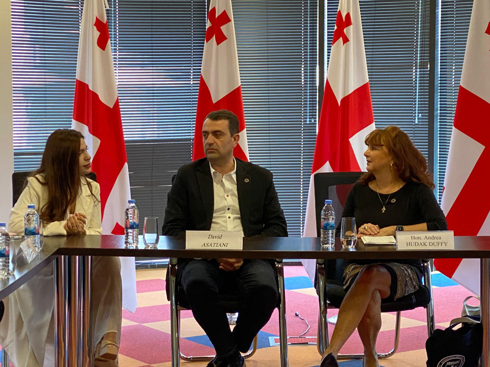 ადვოკატთა ასოციაციამ პენსილვანიის შტატის მოსამართლეს უმასპინძლა