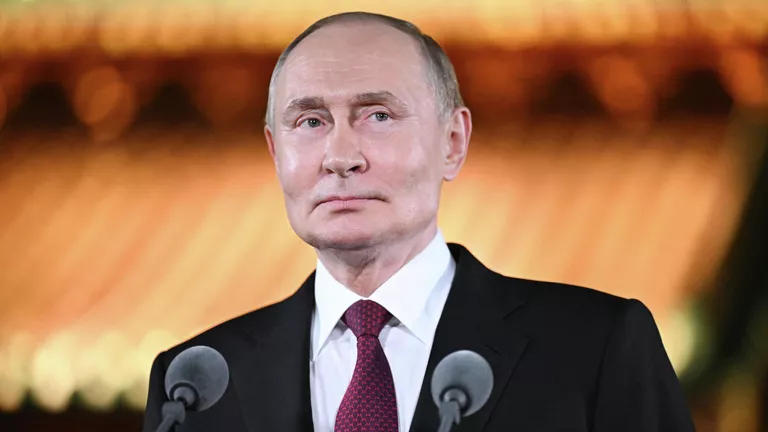 ვლადიმერ პუტინი - „ომის პარტია“ „მშვიდობის პარტიას“ ყოველთვის თავს ესხმის