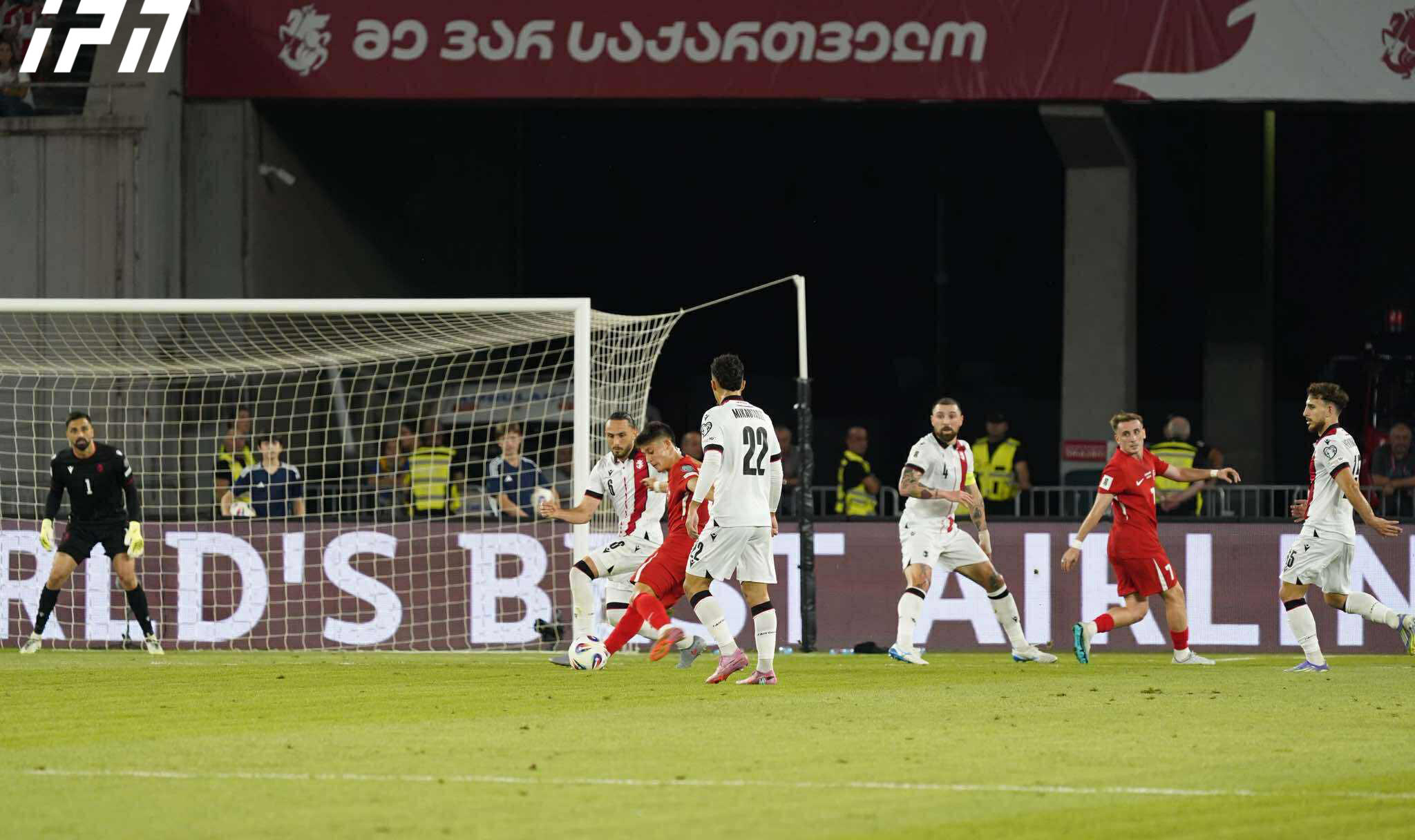 საქართველო-თურქეთის ეროვნულ საფეხბურთო ნაკრებებს შორის შეხვედრა მიმდინარეობს