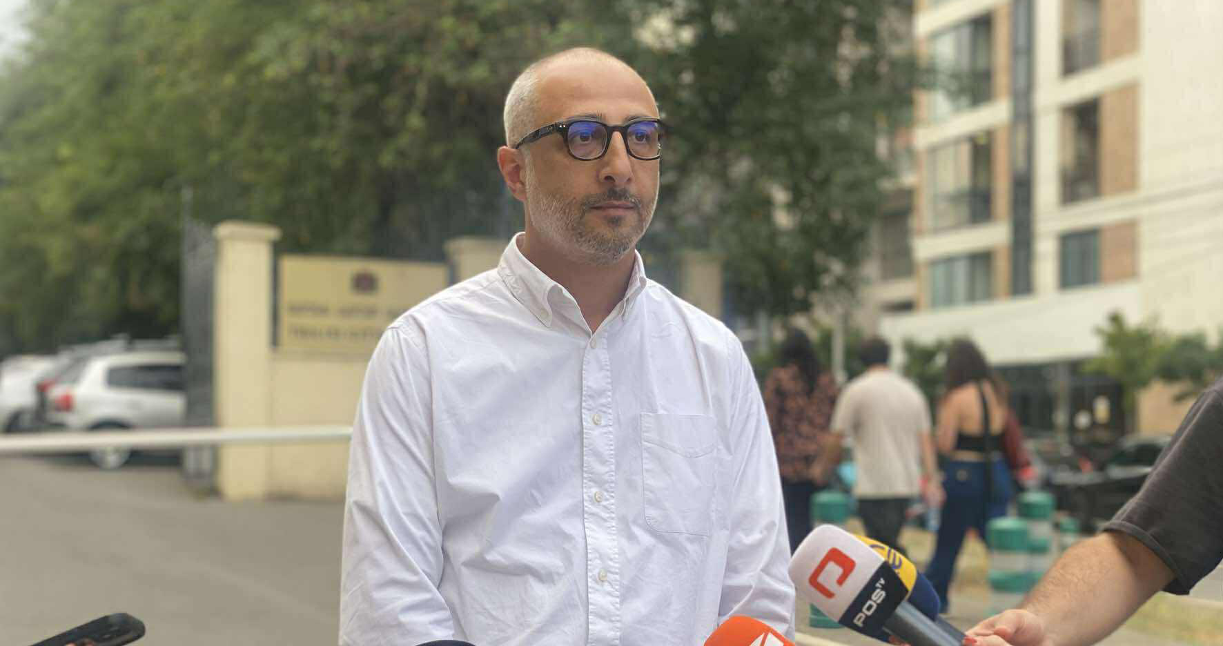 გიორგი მშვენიერაძე სასამართლოში დაკითხვამდე - ავტორიტარული რეჟიმებისთვის ორგანულად მიუღებელია დემოკრატიული ინსტიტუტები - ამ მოცემულობაში სამოქალაქო საზოგადოებაც მათთვის პრობლემაა