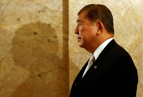 იაპონიის პრემიერ-მინისტრი თანამდებობას ტოვებს