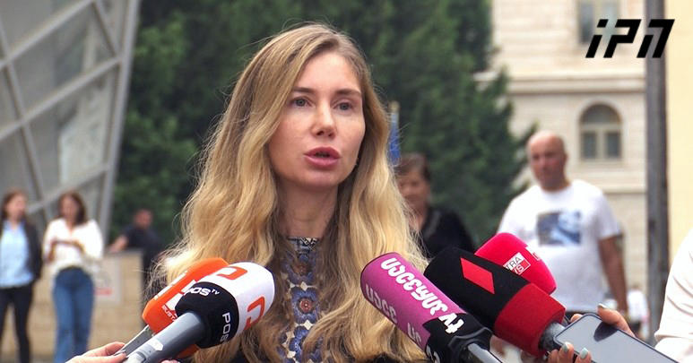 თინა ბოკუჩავა ელენე ხოშტარიას დაკავებაზე - ქვეყანაში დამყარებულია რუსული ტიპის დიქტატურა, რომელიც არავის ინდობს, არც ქალს, არც კაცს, არც თავისიანს, არც ოპონენტებს - ყველას დაერია ბიძინა ივანიშვილი