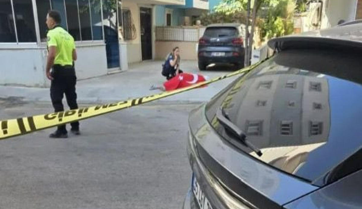 თურქეთში, პოლიციის განყოფილებაზე თავდასხმის შედეგად, ორი პოლიციელი დაიღუპა და 6 ადამიანი დაშავდა