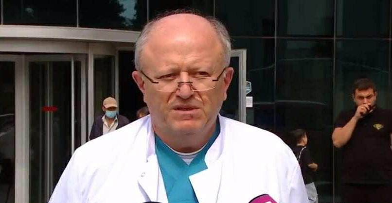 ინგოროყვას კლინიკის დირექტორის განცხადებით, მელიქიშვილის გამზირზე მომხდარი დაპირისპირების დროს დაშავებულებიდან მათთან 4 პირს გაეწია დახმარება, საიდანაც 2 მალევე გაეწერა, ორი კი დამაკმაყოფილებელი მდგომარეობით კლინიკაში რჩება