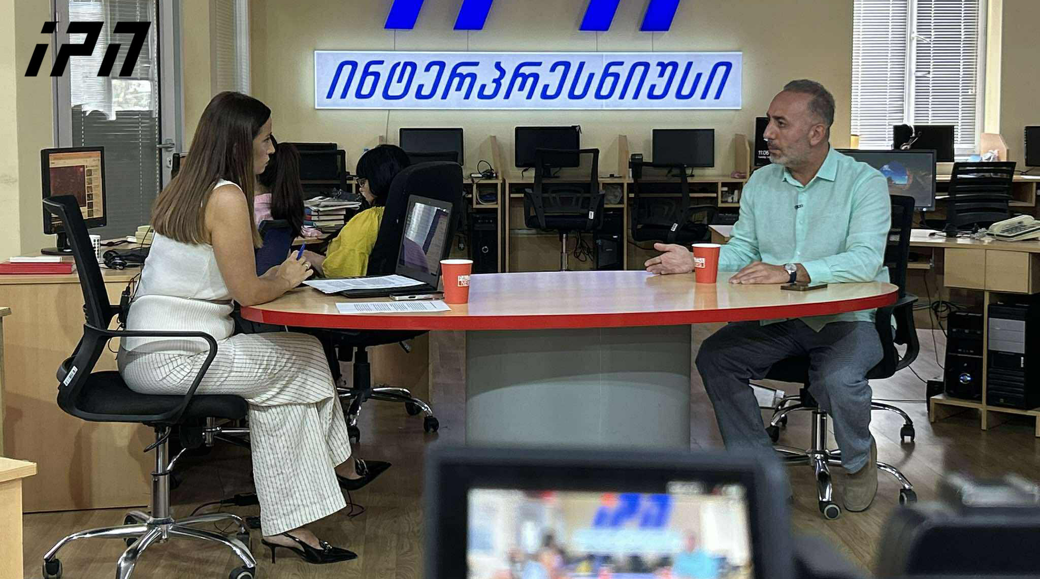 გიორგი შარაშიძე - გუშინ ვნახეთ ორგანიზებული ჩასაფრება აქციის მონაწილეების წინააღმდეგ, მინდა კალაძეს მივმართო: უტიფარი სლოგანი რომ აქვს, ეს არის „მშვიდობა“, ეს არის „სიკეთე?“ - ის არასდროს ყოფილა თბილისელების მერი, ის მოძალადე „ტიტუშკების“ მერია