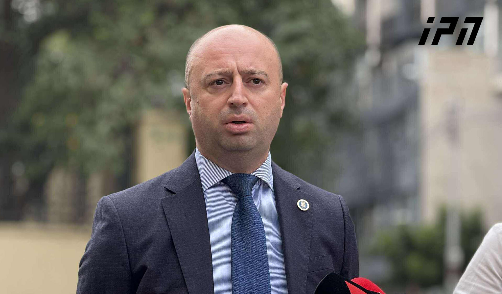 პროკურორი - ერთ-ერთი ორგანიზაციის ხელმძღვანელმა ალეკო ცქიტიშვილის ორგანიზაციის ანგარიშზე ჩარიცხა თანხა შემდეგი დანიშნულებით: „სახელოვნად გამარჯვებისთვის“ - გვაინტერესებს, ვისზე უნდა გაემარჯვა და რა იყო დანიშნულება