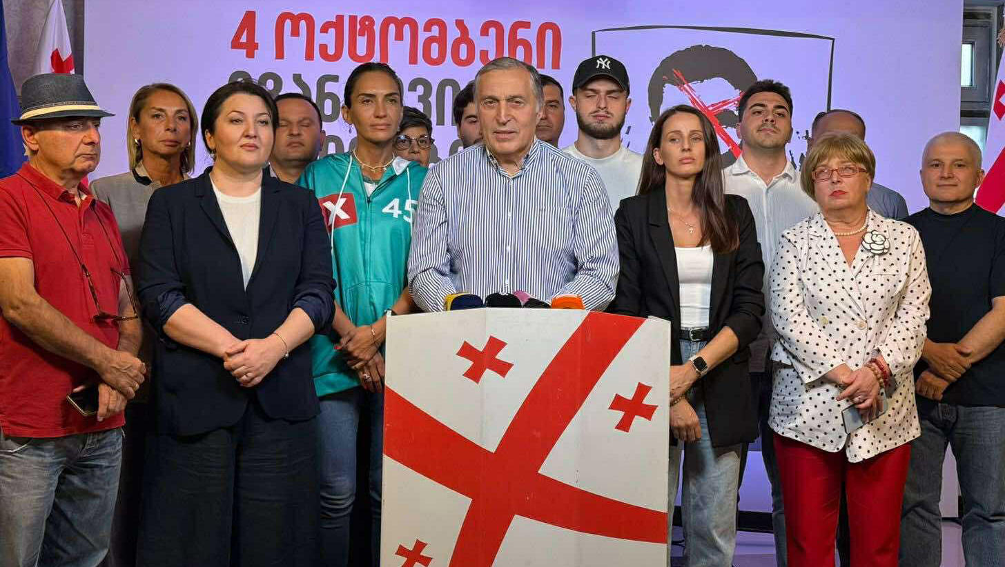 პაატა ბურჭულაძე - „ნაციონალურ მოძრაობას“ ვუთხარი, რომ რეგიონები ახლა არ არის მაინცდამაინც მნიშვნელოვანი, მთავარია, ლევანის სასამართლოზე ვიყოთ გარეთ და თბილისი გამოვაღვიძოთ, თუ ვინმეს სძინავს