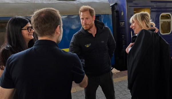 პრინცი ჰარი კიევში ჩავიდა