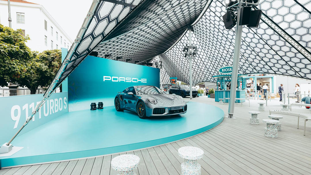 ყოვლისშემძლე სპორტულ ავტომობილებში: „პორშემ“ მიუნხენში, IAA Mobility გამოფენაზე, ახალი Porsche 911 Turbo S წარადგინა