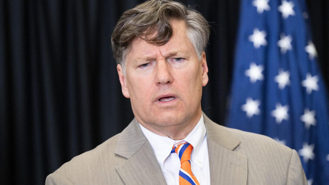 კრისტოფერ ლანდაუ - არ შეიძლება, ევროპის ქვეყნებს საკუთარი უსაფრთხოებისთვის აშშ-ის იმედი ჰქონდეთ, ამავდროულად კი, თავად აშშ-ის უსაფრთხოებას არადემოკრატიული და არაწარმომადგენლობითი ევროკავშირის მეშვეობით ძირი გამოუთხარონ