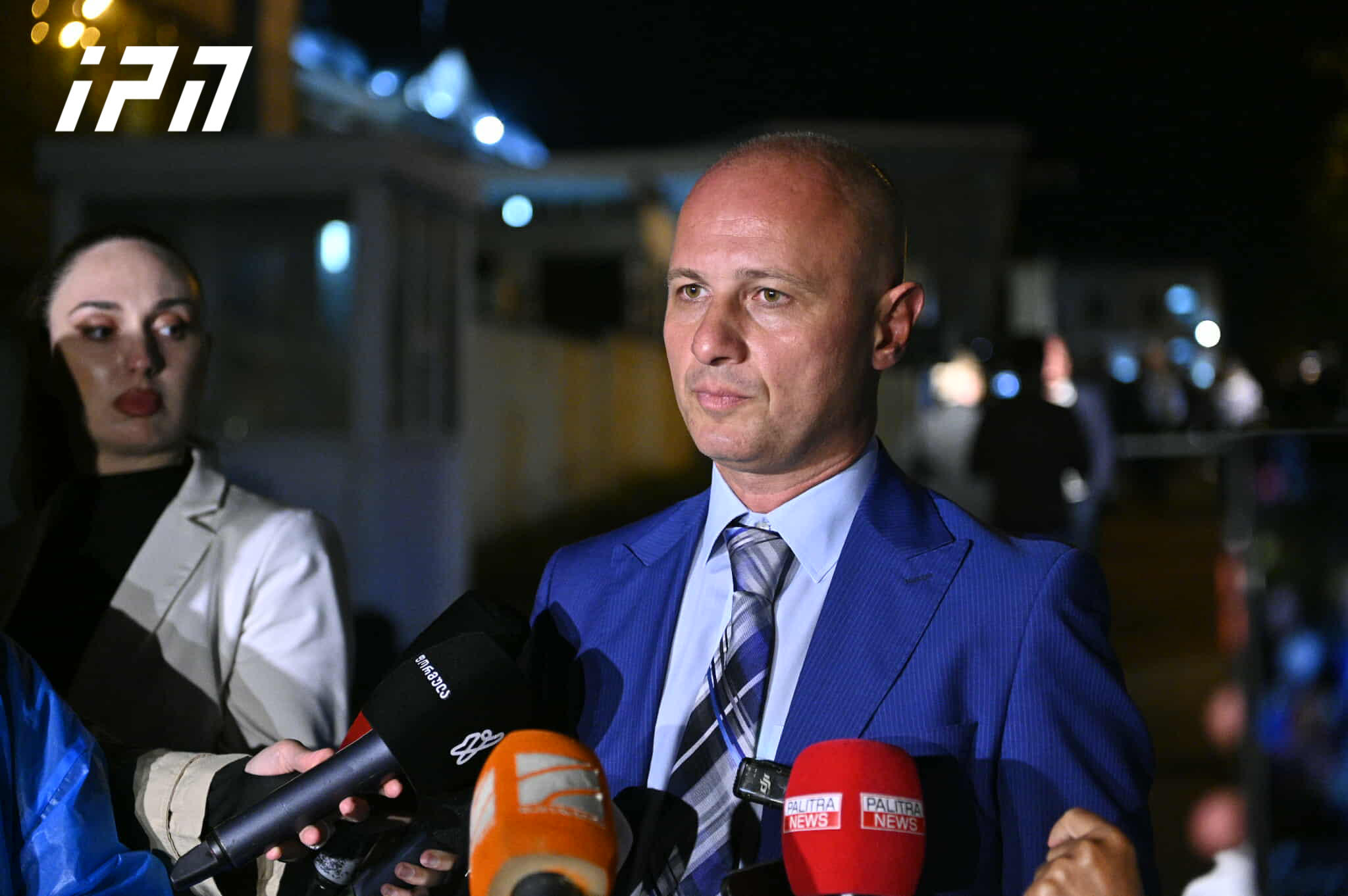 ადვოკატი - 10 სექტემბერს დაიწყეს გამოძიება, 10 სექტემბერს იპოვეს გდდ-ის 3 შეურაცხყოფილი თანამშრომელი - შეურაცხყოფილად გრძნობენ თავს ლევანის მიერ პრემიის მიცემაზე და არ გრძნობენ თავს შეურაცხყოფილად, როდესაც ათასობით ადამიანს თავპირს ალეწავენ?!