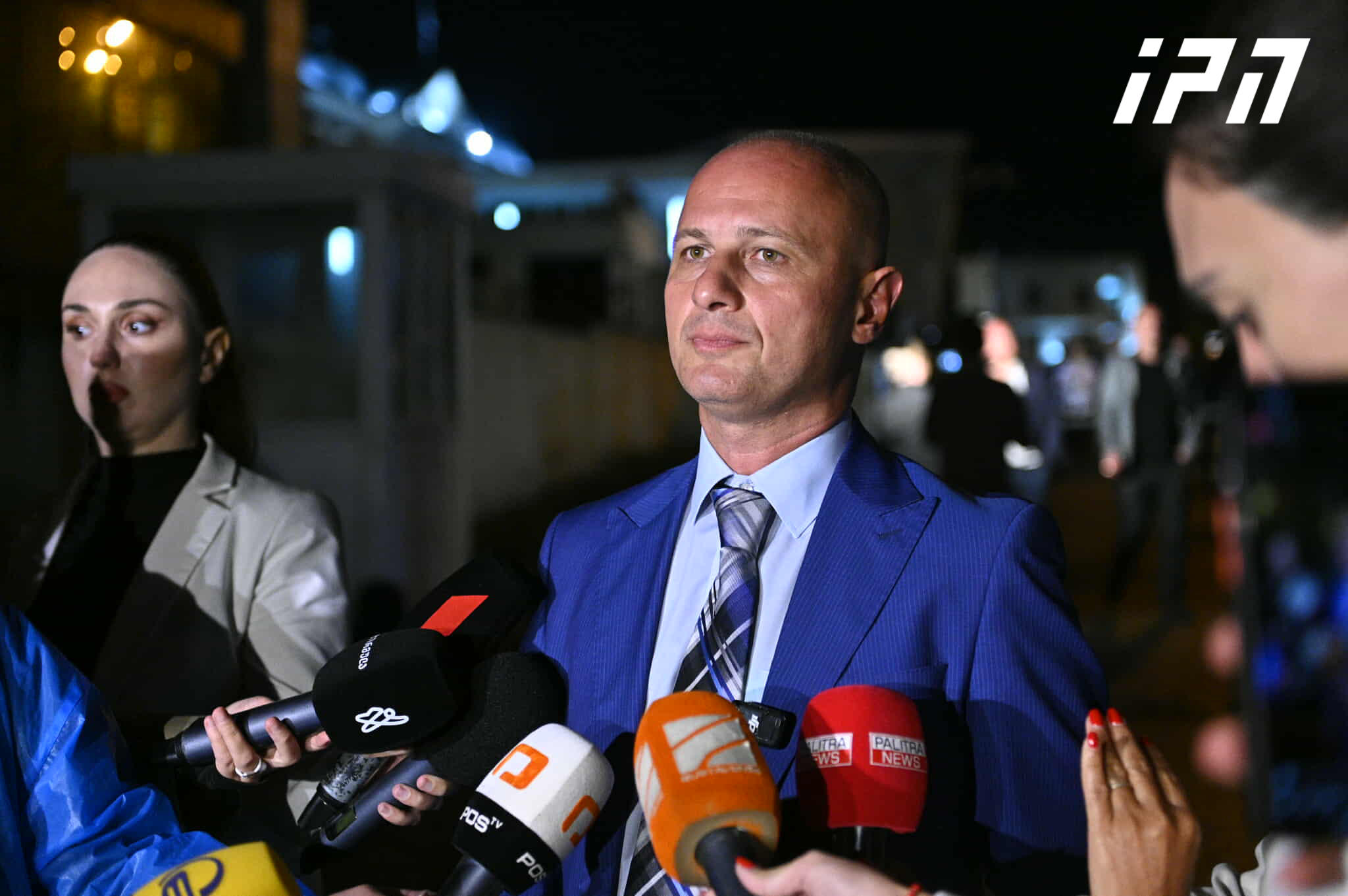 ლევან ხაბეიშვილის ადვოკატი - საქმეში არ არის არავითარი მტკიცებულება, რომელიც შეეხება შესაძლო კავშირს ყოფილ თავდაცვის მინისტრთან, უკრაინელების თემას და ასაფეთქებელ მოწყობილობებს, ამბოხებას, ვინმესთან ფარულ კავშირებს