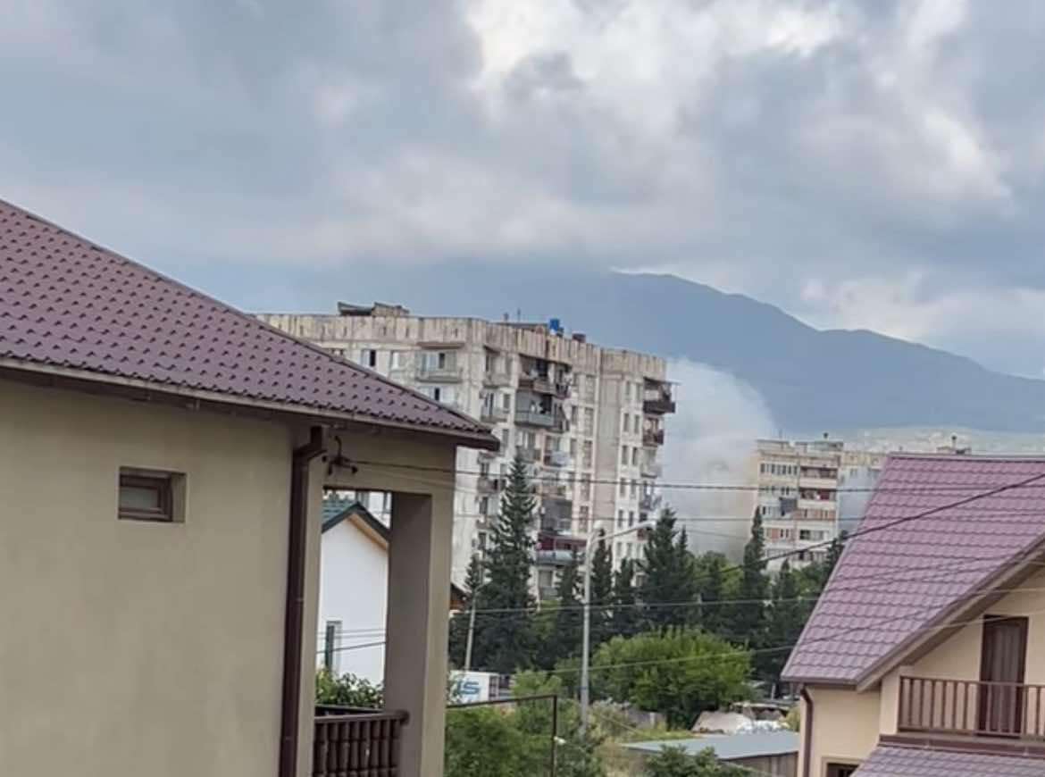 მუხიანში, ერთ-ერთ საცხოვრებელ კორპუსში ხანძარი იყო