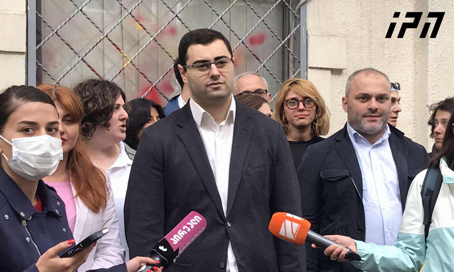 გიგა ლემონჯავა - ჩვენთვის ახალი არ არის პოლიტიკური ლიდერის დაკავება, უკვე 4-დან 4 ლიდერია ციხეში - დააკავებთ ერთს?! ბრძოლის დროშას აიღებს მეორე, დააკავებთ მეორეს?! ბრძოლის დროშას აიღებს მესამე!