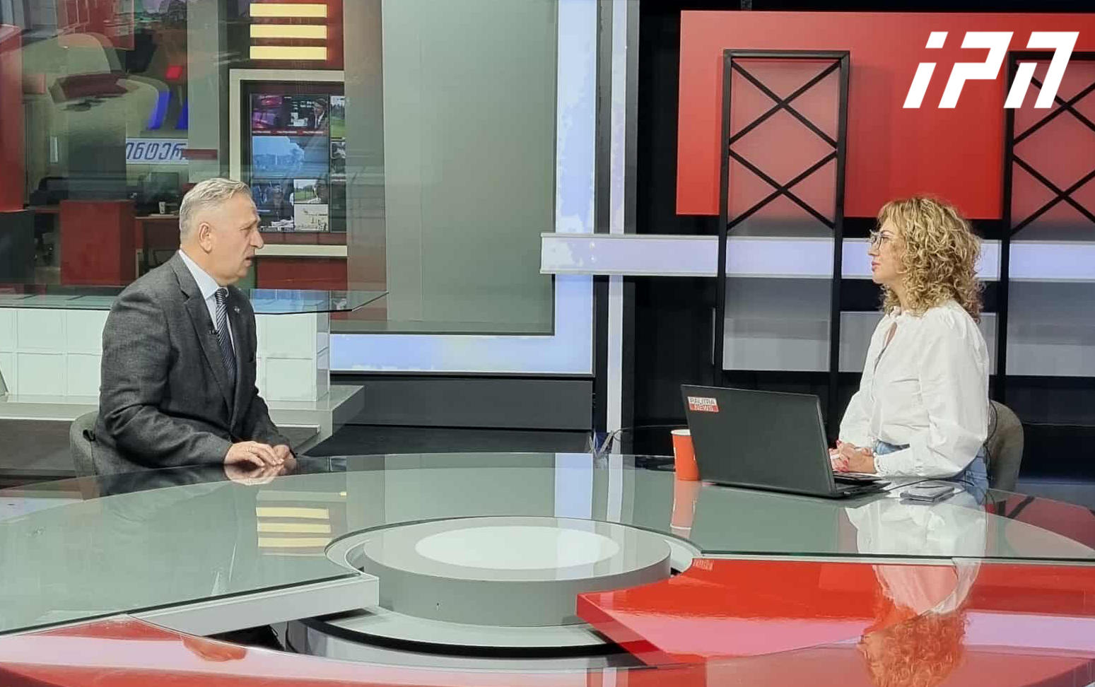 ზაზა თავაძე - კორუფციული ბრალდებები გახარიას მიმართ სასაცილოა - "ოცნებაში" კორუფციასთან ბრძოლა დაიწყონ საკუთარი თავიდან, ერთმანეთს რომ ხოცავენ მოპარული ფულისთვის