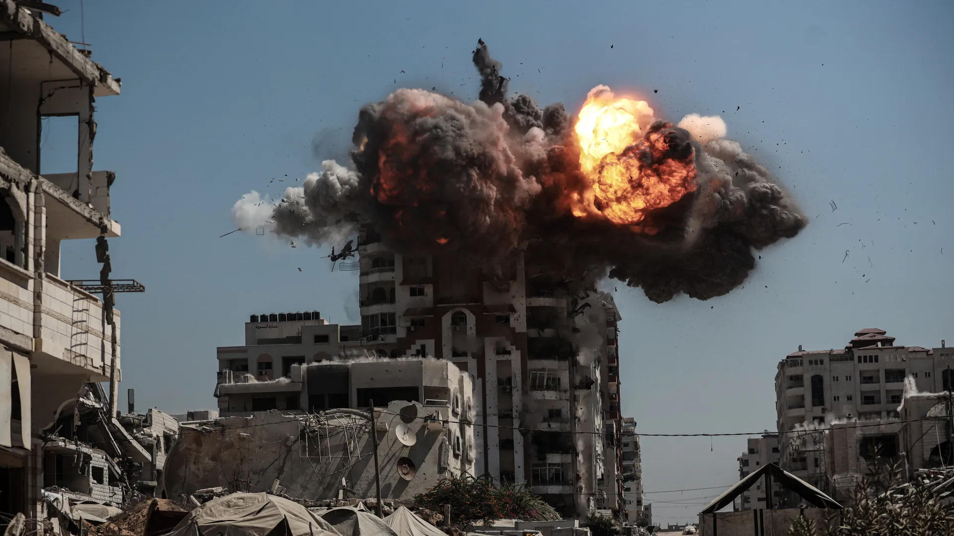 მედია - ისრაელმა ქალაქ ღაზას ოკუპაციის მიზნით სახმელეთო შეტევა დაიწყო