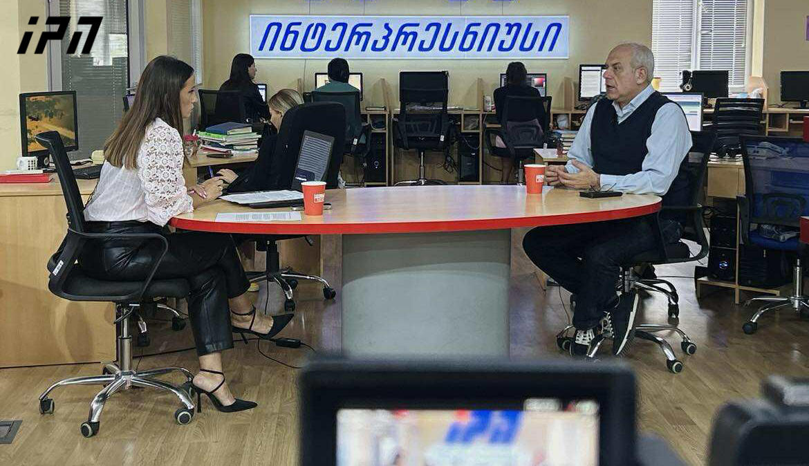 დავით სიხარულიძე - 17 წელი ვიყავი დიპლომატიურ სამსახურში, პარტიების წარმომადგენლები სახლშიც დამიპატიჟებია და ეს არა თუ ეწინააღმდეგება პრაქტიკას, ელჩის სამსახურია - საქართველო არასერიოზულ მოთამაშედ წარმოჩინდება