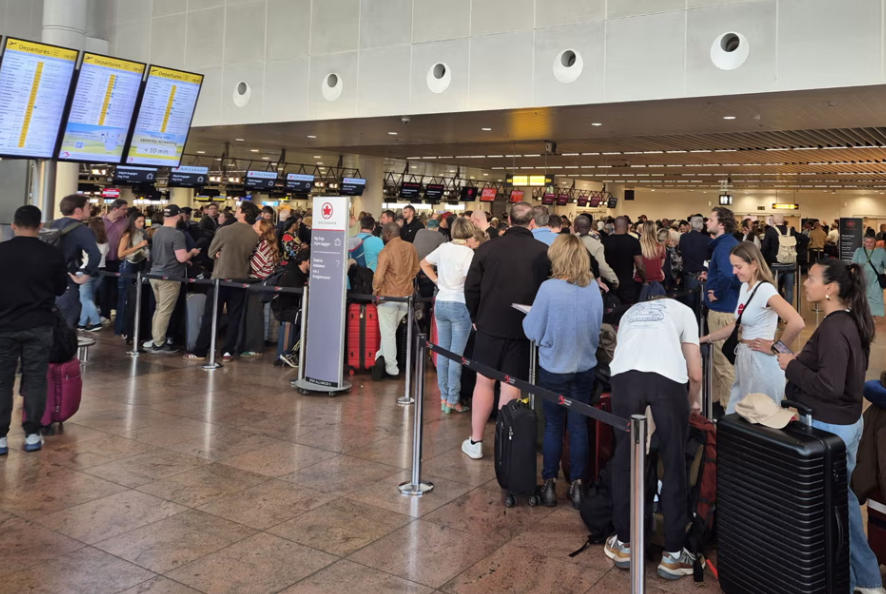 ბრიუსელის აეროპორტმა, კიბერშეტევის გამო, 44 ავიარეისი გააუქმა ან გადაამისამართა