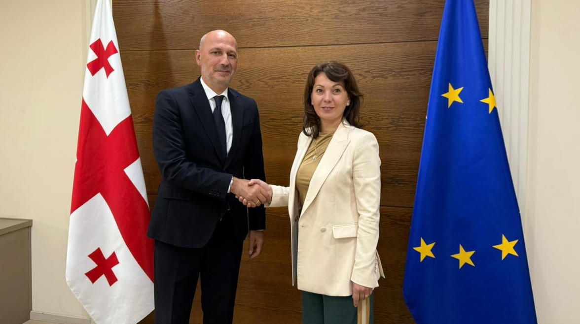 რელიგიის სააგენტოს უნგრეთის ელჩი ეწვია