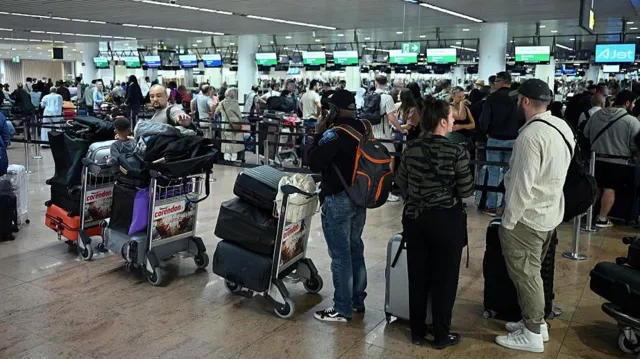 ბრიტანეთში კიბერშეტევასთან დაკავშირებით, რომელმაც ევროპის აეროპორტებში შეფერხებები გამოიწვია, ერთი პირი დააკავეს