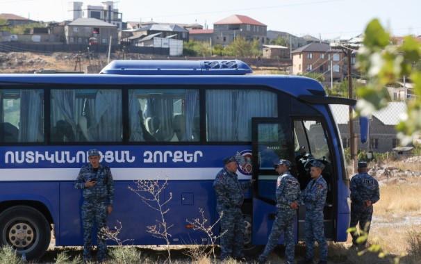 სომხეთში პარაკარის თემის ხელმძღვანელი, ოპოზიციური პარტია „ქვეყანა სიცოცხლისთვის“ წევრი, მოკლეს