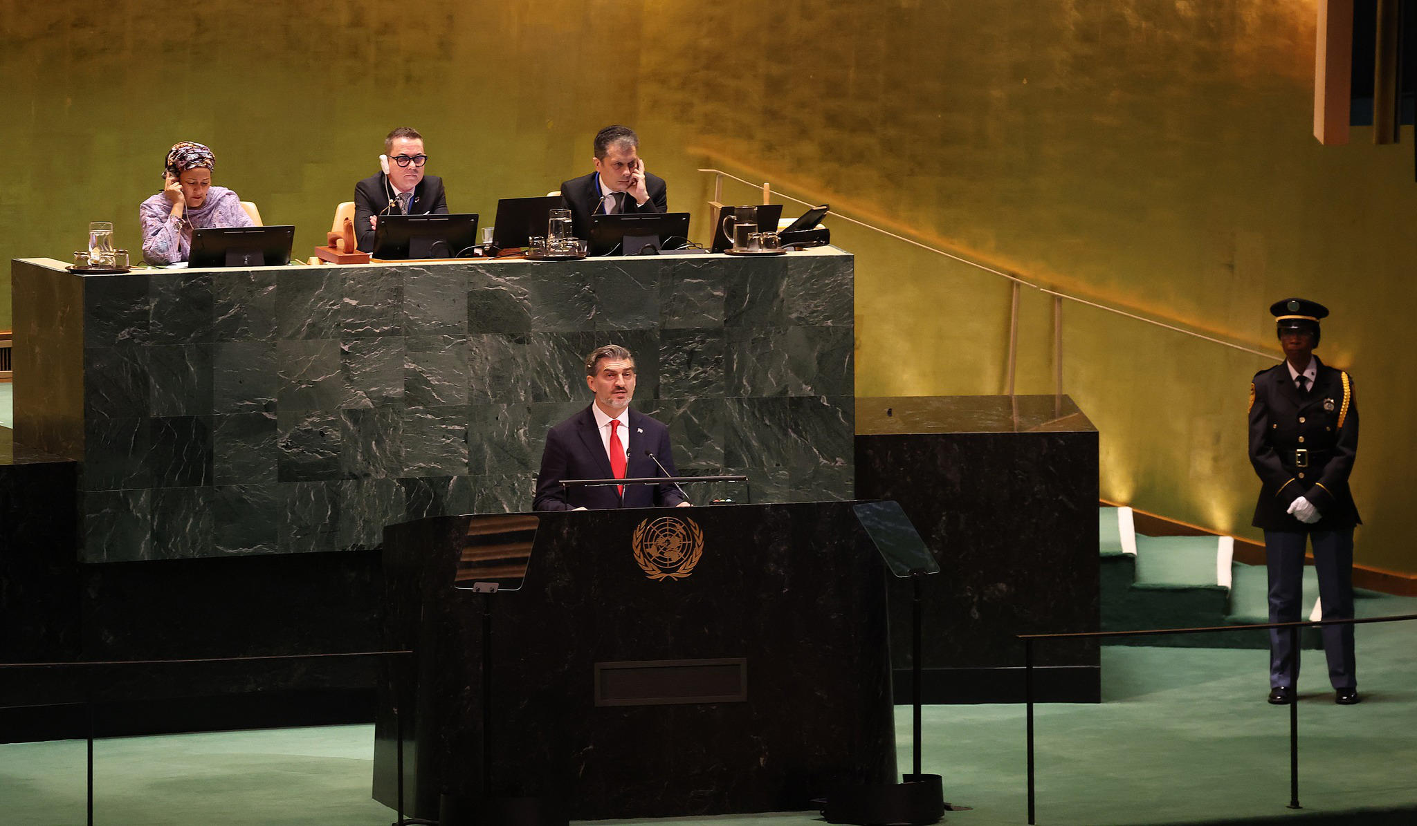 მიხეილ  ყაველაშვილი - ჩვენ ღია ვართ ნებისმიერი დიალოგისა და თანამშრომლობისთვის, მაგრამ ვითხოვთ პატივისცემას, სამართლიან და ღირსეულ დამოკიდებულებას, რასაც ქართველი ხალხი არ შეეგუება, ესაა ულტიმატუმების, შანტაჟისა და დაშინების ენით საუბარი