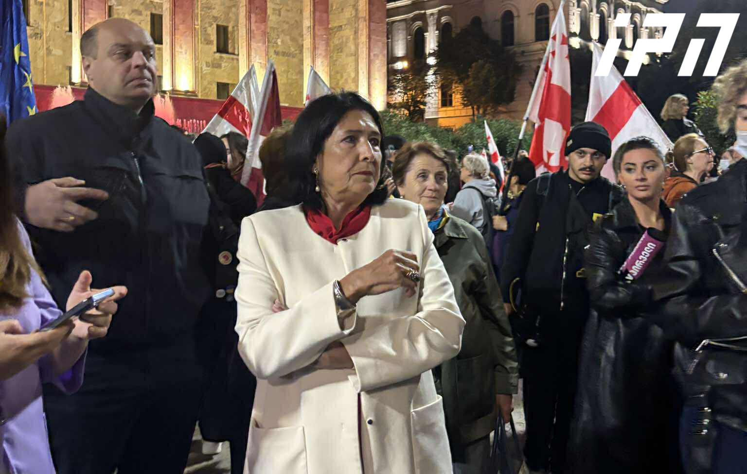 სალომე ზურაბიშვილი - ყველა რეაქცია, რაც რეჟიმის ლიდერებისა და სუს-ის გამოძიებისგან მოვისმინეთ, არის აბდაუბდა - საჭიროა, უცხოური ორგანიზაციები ჩაერთონ გამოძიებაში, რომ გავიგოთ ზუსტად, რა ქიმიური ნივთიერება იყო გამოყენებული