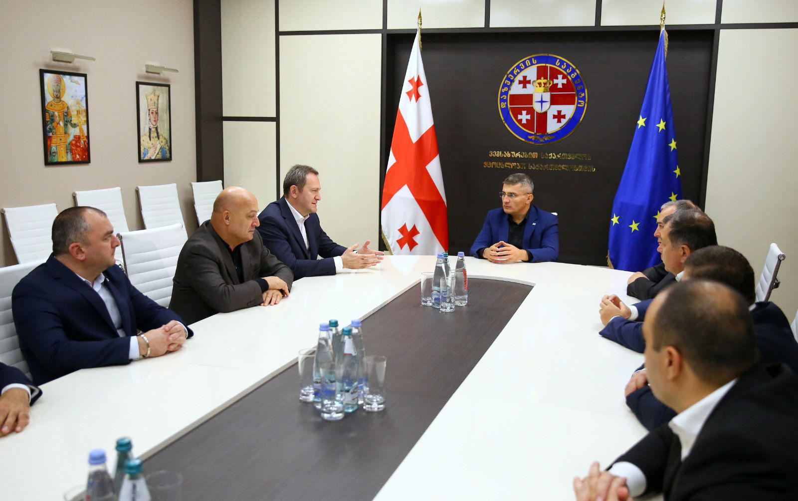 მამუკა მდინარაძემ დაზვერვის სააგენტოს თანამშრომლებს სააგენტოს ახალი ხელმძღვანელი ვლადიმერ კონსტანტინიდი წარუდგინა