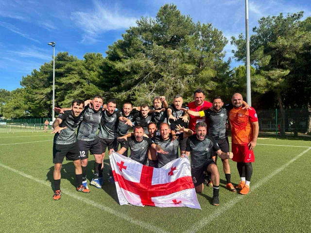 საქართველოს ადვოკატთა ასოციაციის საფეხბურთო ნაკრებმა ადვოკატთა მსოფლიო ჩემპიონატზე ბრინჯაოს მედალი მოიპოვა