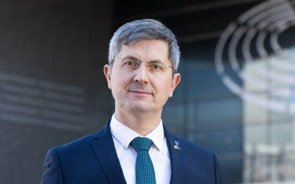 ევროპარლამენტარი დენ ბარნა - მკაცრად ვგმობ გელა ხასაიას პოლიტიკურად მოტივირებულ დაპატიმრებას - მოვითხოვთ მის დაუყოვნებლივ და უპირობო გათავისუფლებას