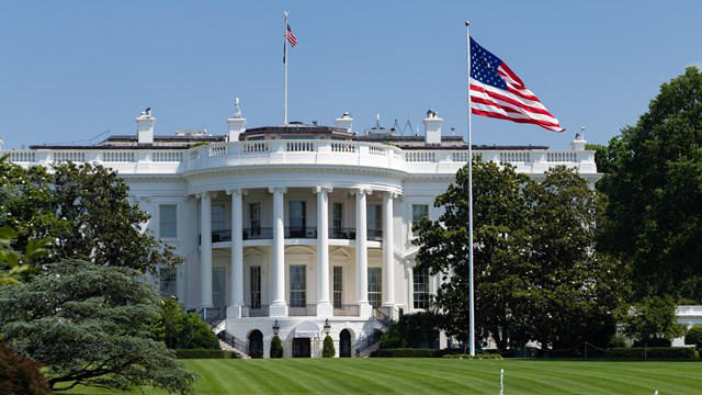 აშშ-ის ეროვნული უსაფრთხოების სტრატეგია - აშშ-ს სურს ევროპამ დაიბრუნოს თავდაჯერებულობა - დაგვჭირდება ძლიერი ევროპა, რომელიც დაგვეხმარება, ჩვენთან ერთად იმუშაოს, რათა ავიცილოთ ნებისმიერი მოწინააღმდეგის გაბატონება ევროპაში