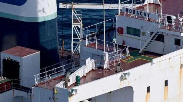 უკრაინული მედია - ფრანგმა სამხედროებმა რუსეთის „ჩრდილოვან ფლოტთან“ დაკავშირებული ტანკერი დააკავეს