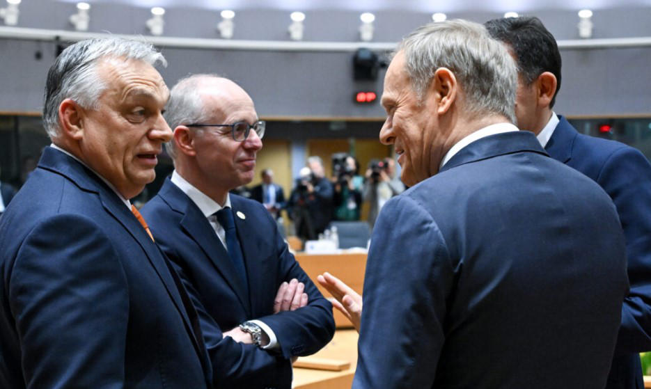 დონალდ ტუსკი - უკრაინის წინააღმდეგ ომი რუსეთმა დაიწყო, მათ გადაწყვიტეს, რომ ახლა ომის პერიოდში ვცხოვრობთ - ვიქტორ ორბან, ვის მხარეს ხართ?