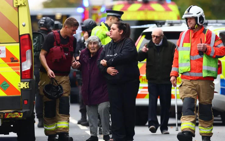 ბრიტანეთის მთავრობა, მანჩესტერში, სინაგოგაზე მომხდარი თავდასხმის შემდეგ, ანტისემიტიზმთან ბრძოლის გაძლიერების პირობას დებს
