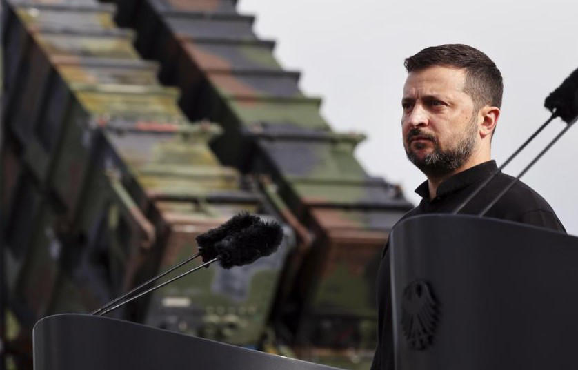 The Telegraph - უკრაინაში შიშობენ, რომ აშშ-ის მთავრობის „შათდაუნი“ კიევისთვის იარაღის მიწოდებას შეაფერხებს