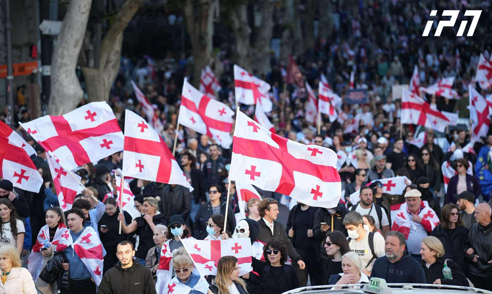 პარლამენტი სისხლის სამართლისა და ადმინისტრაციულ სამართალდარღვევათა კოდექსში შეკრება-მანიფესტაციებთან დაკავშირებით დაგეგმილი ცვლილებების განხილვას იწყებს