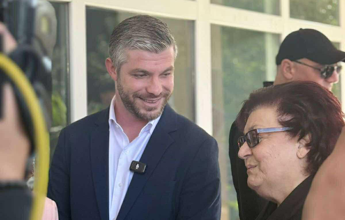 ირაკლი კუპრაძე - თუ გინდათ დედაქალაქის გათავისუფლება კორუფციისგან, უსამართლობისგან, აუცილებლად უნდა მიხვიდეთ უბნებზე და ხმა მისცეთ მომავალს - დარწმუნებული ვარ, თბილისი, ისე როგორც ყოველთვის, იქნება ცვლილებების ავანგარდში