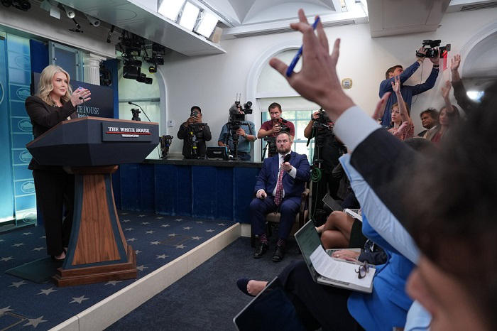 კეროლაინ ლევიტის განცხადებით,  დონალდ ტრამპს სურს, რომ „ჰამასმა“ მძევლები რაც შეიძლება მალე გაათავისუფლოს