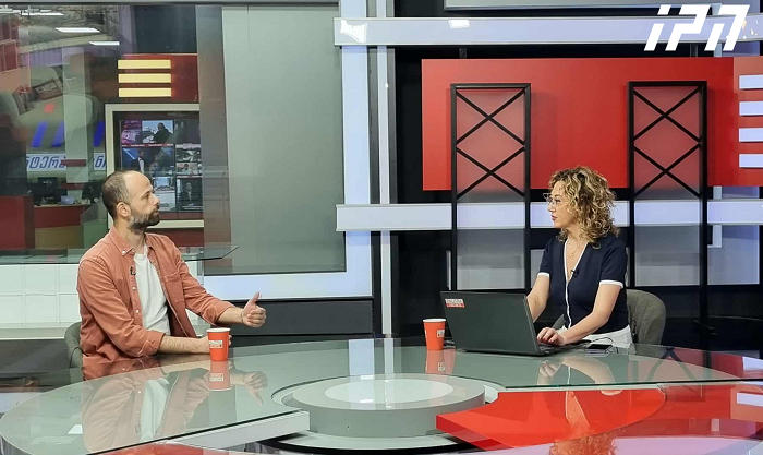 ვახუშტი მენაბდე -  4 ოქტომბერი იყო ავანტიურა და კიდევ მეტიც - ხვალ უფრო გართულდება ხალხის ქუჩაში გამოყვანა, თუმცა შეგვიძლია გაკვეთილები მივიღოთ, ვიფიქროთ, როგორ გაგრძელდეს წინააღმდეგობა, რომ რეჟიმის მარცხით დასრულდეს